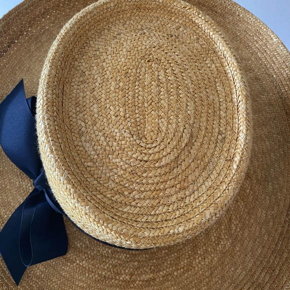 Nordstrom’s Straw Hat made in Italy. Size 6-6.75